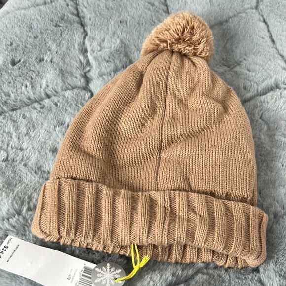 NWT BCBGeneration funny toboggan ski hat beanie one size fits most - Picture 4 of 6